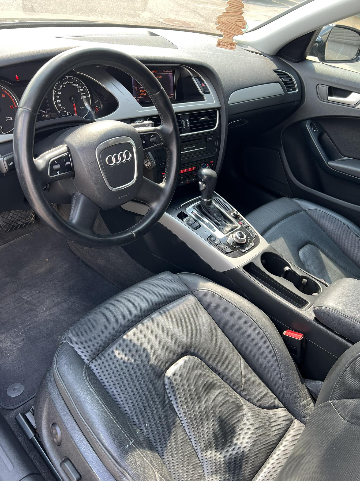 Audi A4 2.7l., universalas